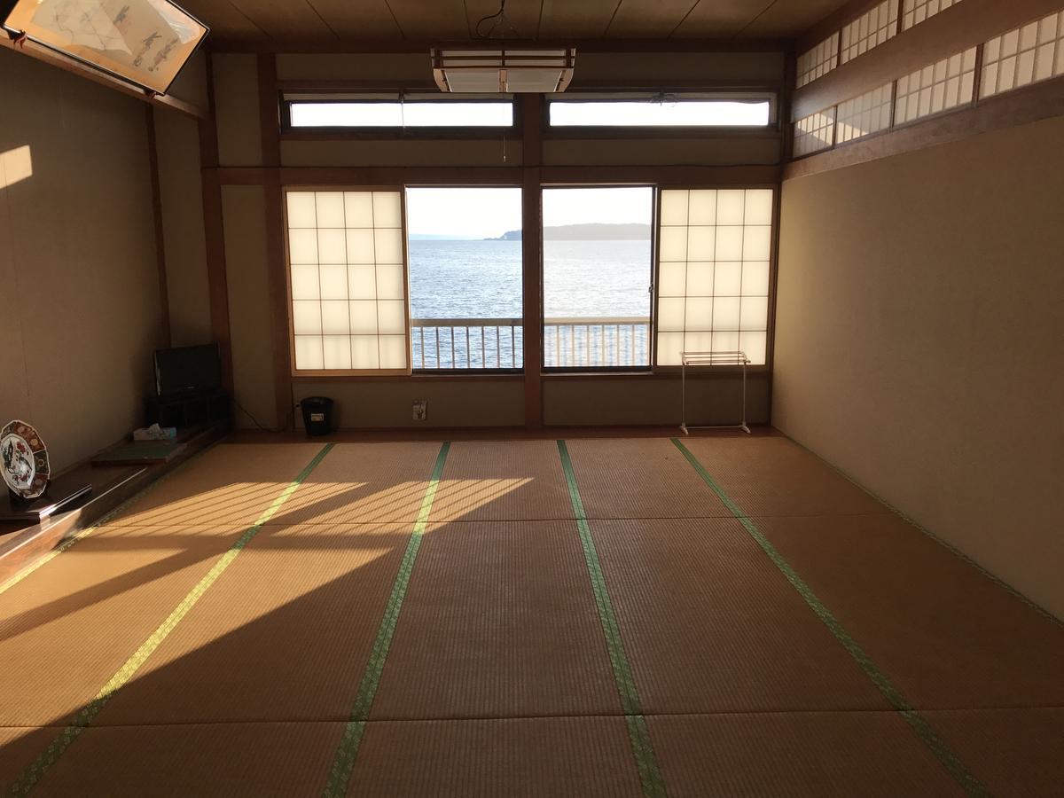 Notojima Guesthouse Hanami นานาโอะ ภายนอก รูปภาพ