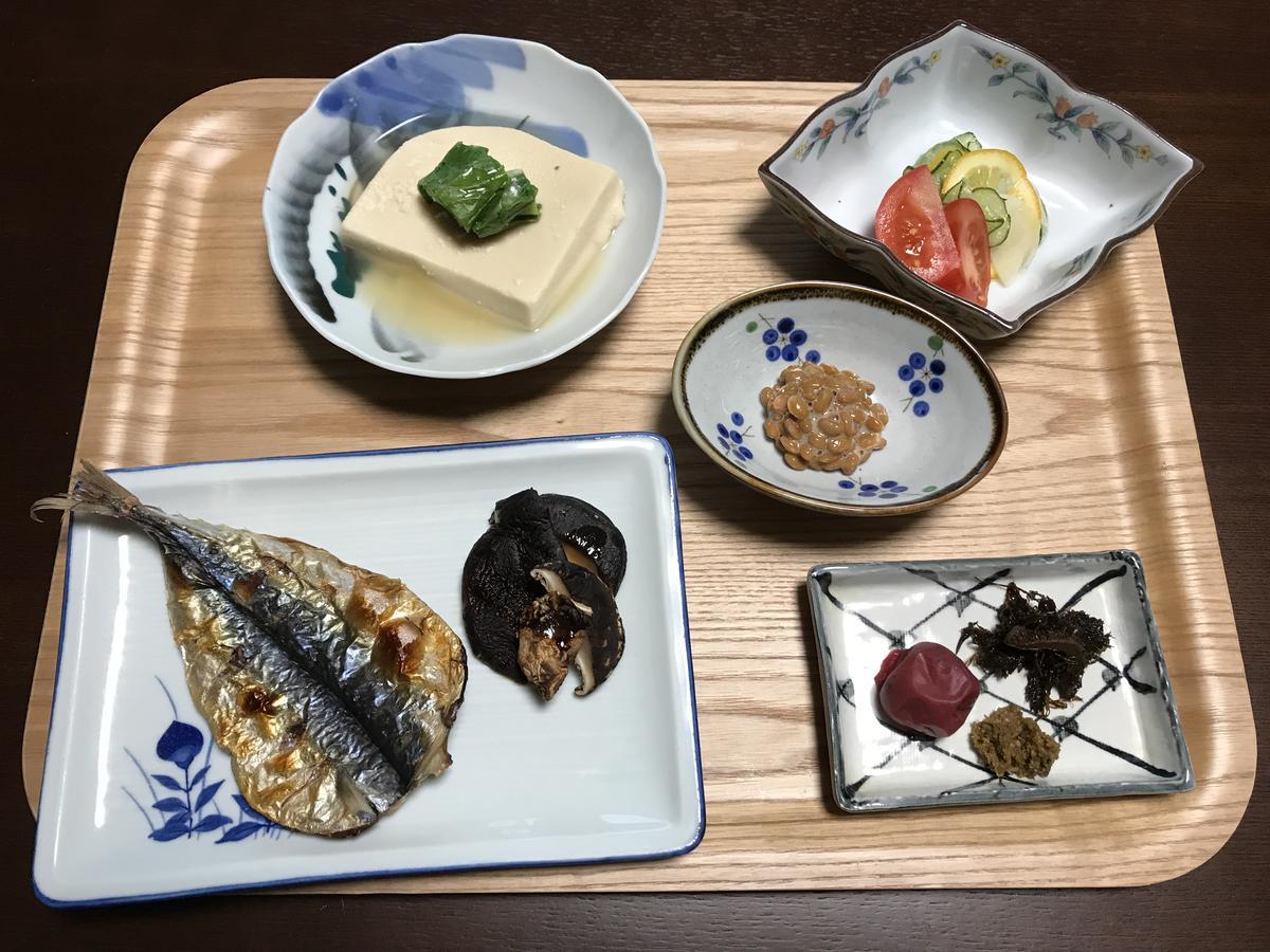 Notojima Guesthouse Hanami นานาโอะ ภายนอก รูปภาพ